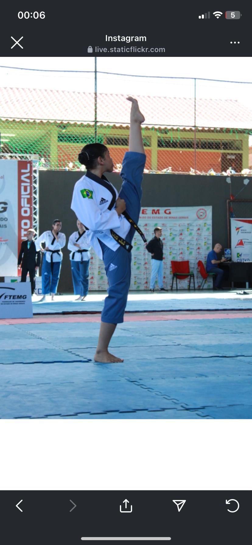 Momento Ana Júlia